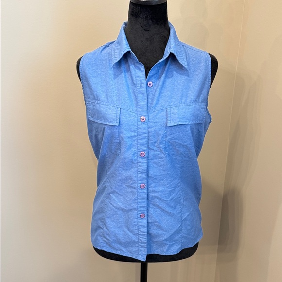The North Face Tops - The North Face Sleeveless Button Down Shirt Size Large